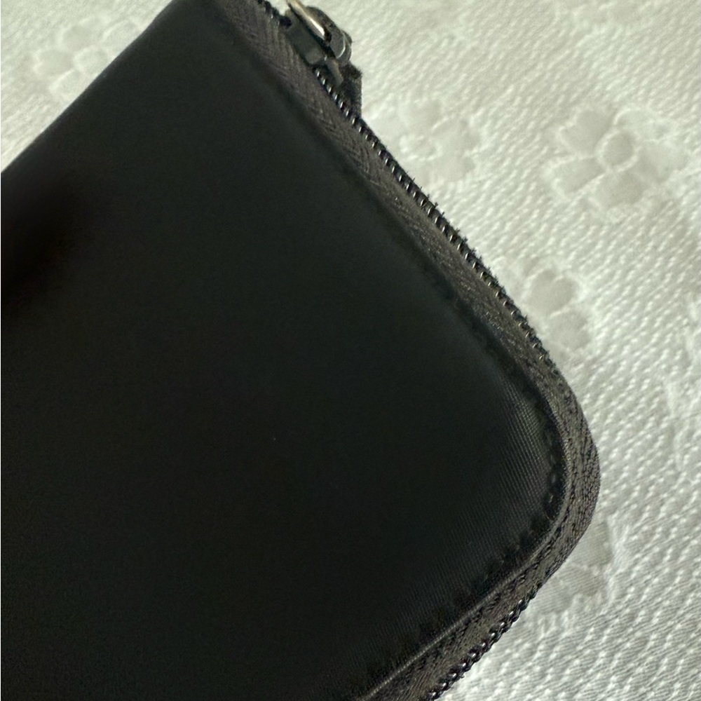 Prada logo plate Black Nylon zip around long Wallet  authentic like New - Picture 10 of 15